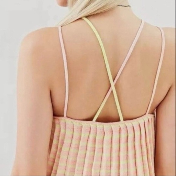 Kimchi Blue Pink and Yellow Striped Pleated Knit Crop Top. Size XS - Picture 4 of 11